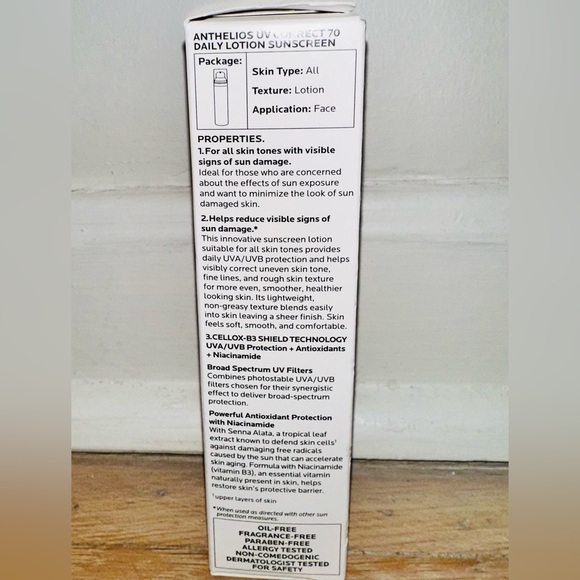 La Roche-Posay Anthelios UV Correct SPF 70 Daily Face Sunscreen with Niacinamide - Picture 10 of 12